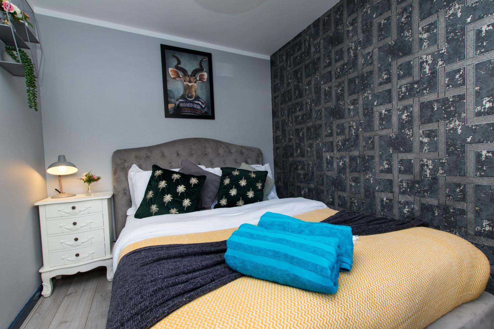 Free Parking 3 Bedroom House In Nottingham Extérieur photo