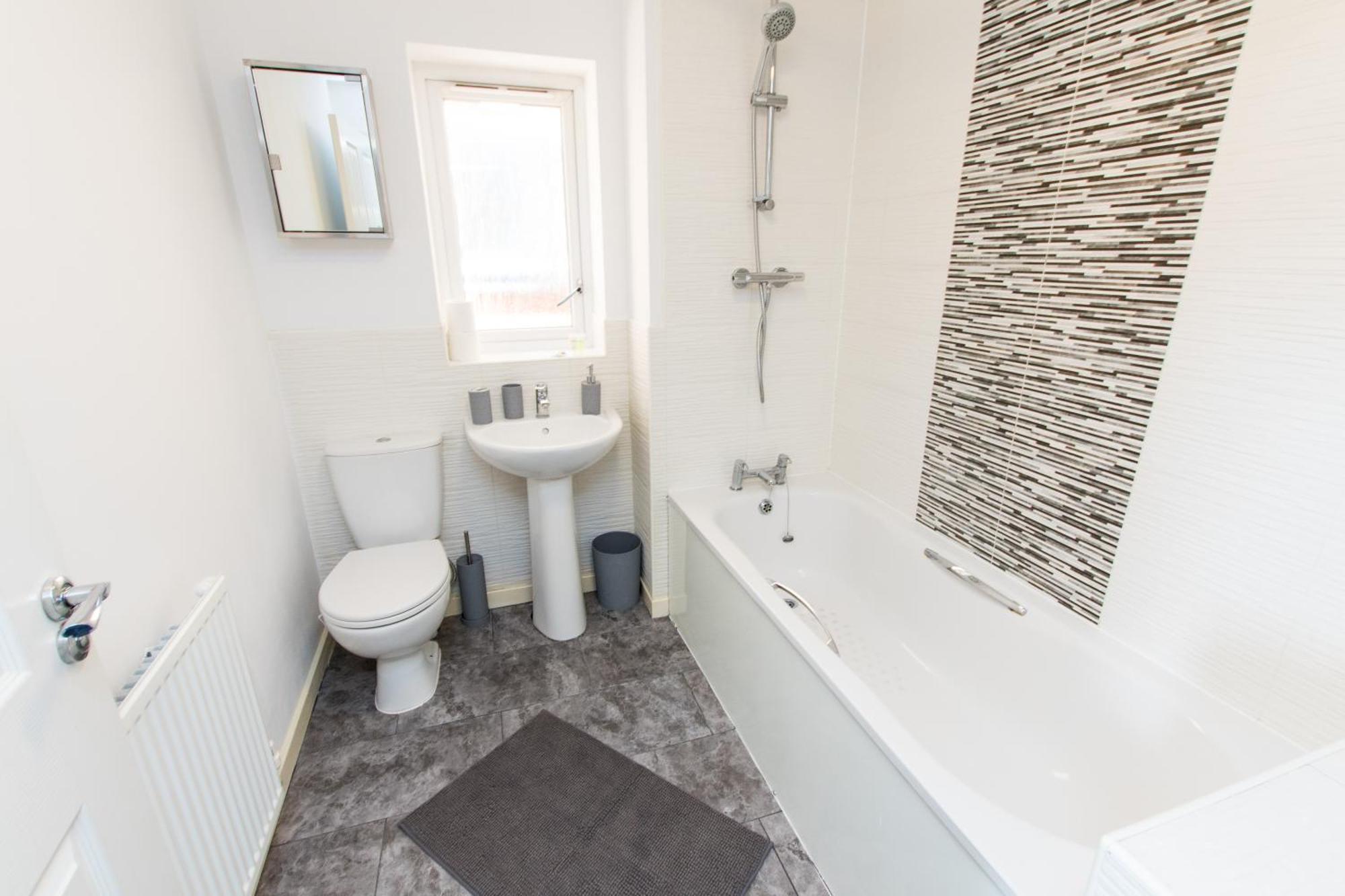 Free Parking 3 Bedroom House In Nottingham Extérieur photo